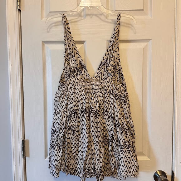 Urban Outfitters tunic - Picture 3 of 4